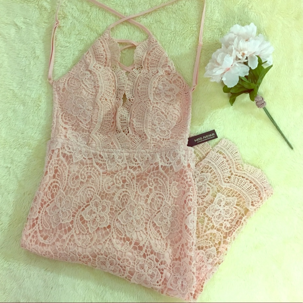 Fashion Nova Criss Cross Dress